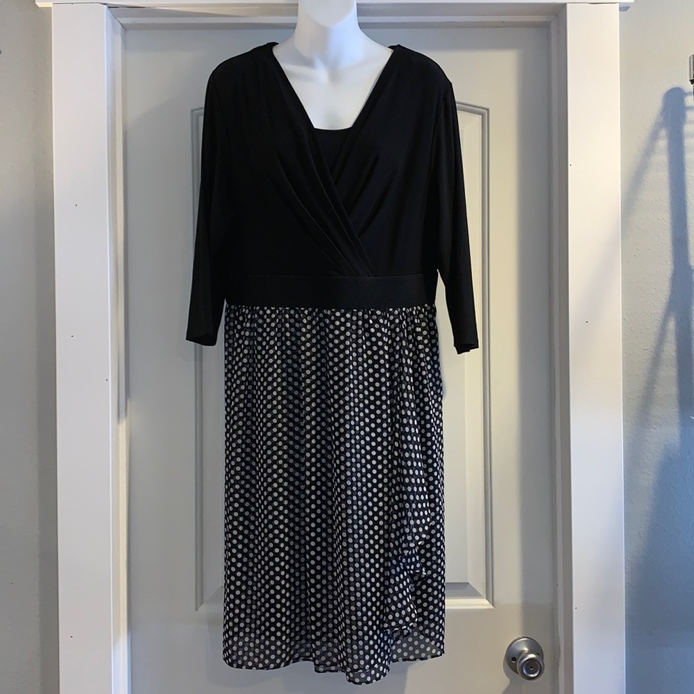 Lane Bryant Black and White Dress Size 16